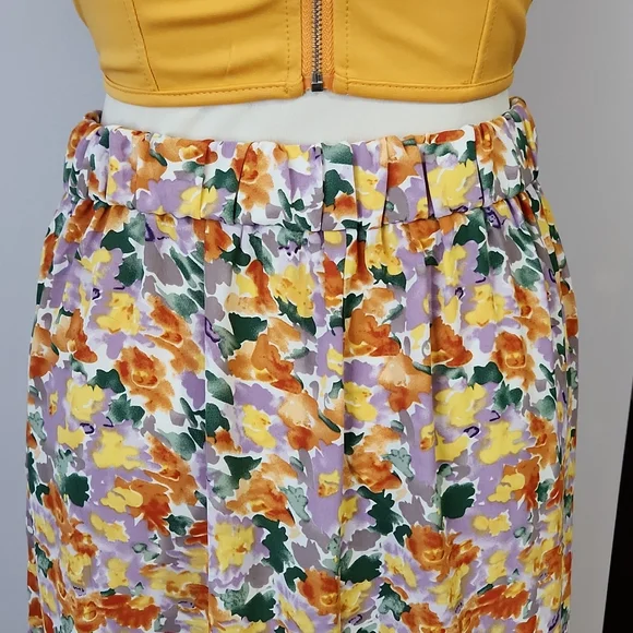 SOLD - Floral midi skirt - Picture 3 of 3